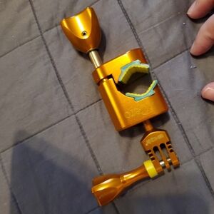 Cero Gold and Yellow Camera Clamp